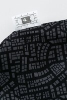 リヴァイモデルのバッグ。