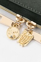 リヴァイモデルのパソコンケース。