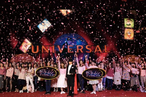 「美少女戦士セーラームーン・ザ・ミラクル 4-D」オープニング・イベントの様子。