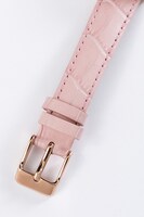 テーマ「Pink Blooming」の腕時計。