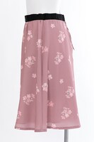 テーマ「Pink Blooming」のスカート。