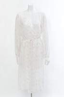 テーマ「Clear Blooming」のシフォンガウン。