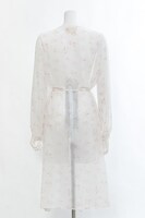 テーマ「Clear Blooming」のシフォンガウン。