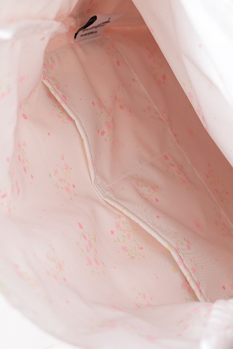 テーマ「Clear Blooming」のリュック。