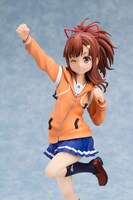 西崎芽依の1/7スケールフィギュア。