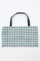 チョロ松をイメージした折り畳み傘の収納ポーチ。