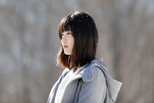 高橋ひかる扮する亀山風呼。