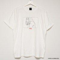 「フリクリクリ展」オリジナルグッズのTシャツ。