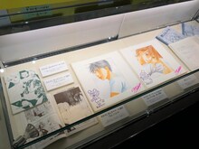 「ちはやふるの世界 ～末次由紀 初原画展～」の様子。