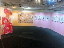 「ちはやふるの世界 ～末次由紀 初原画展～」の様子。
