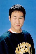 ドク役の大畑伸太郎。