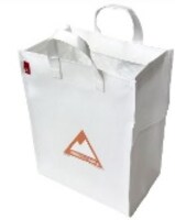 富士山コースから応募できる「ROOTOTEゆるキャン△オリジナル『ルーガービッジ』」。