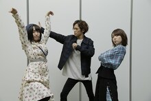 「AnimeJapan 2018」の登壇イベントの様子。左から悠木碧、小野賢章、内田真礼。