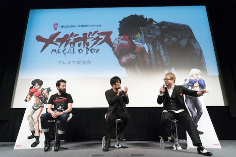左から森山洋監督、細谷佳正、安元洋貴。