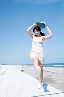 逢田梨香子 (c)佐藤裕之／集英社