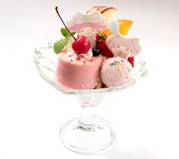 「もう待ちきれない！セーラーちびムーンとマイメロディのプリン・ア・ラ・モード」