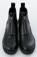 大洗女子学園モデルのブーツ。