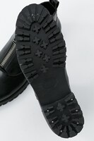 大洗女子学園モデルのブーツ。