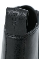 大洗女子学園モデルのブーツ。