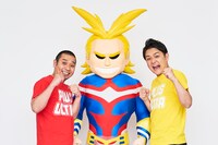 千鳥と、「ヒロアカ」を応援するオールマイトくん。