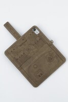 黒森峰女学園モデルのスマートフォンケース。