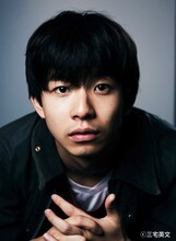 今井勝俊役の太賀。(c)三宅英文