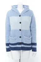 冬組モデルのルームウェア。