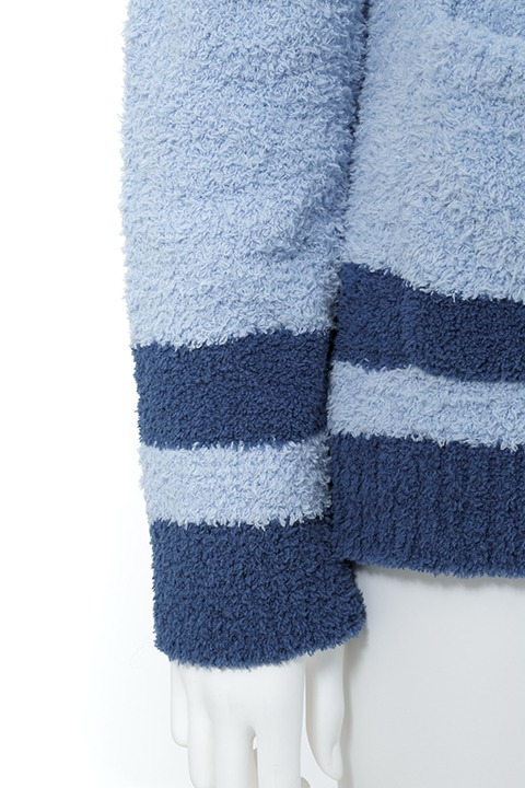 冬組モデルのルームウェア。