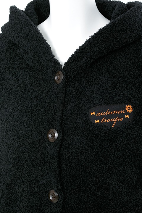 秋組モデルのルームウェア。