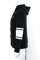 秋組モデルのルームウェア。