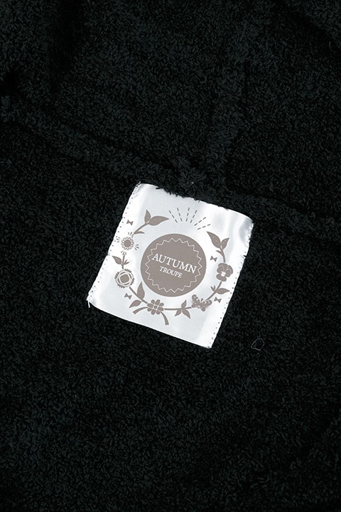 秋組モデルのルームウェア。