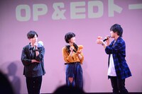 左から山下誠一郎、茜屋日海夏、河本啓佑。