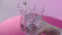 WebCM「鍛高譚 香り視覚化プロジェクト」より。