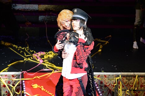 「歌謡倶楽部『艶漢』第二幕」ゲネプロの様子。