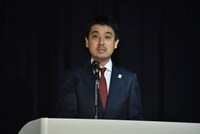 サンライズの常務取締役・佐々木新氏。