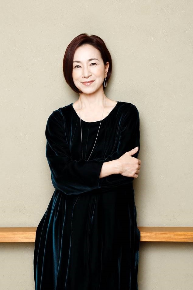 榊役の原田美枝子。