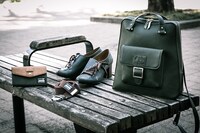 「進撃の巨人」調査兵団をイメージしたアイテム。