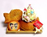 「黒尾と木兎のパン食い競争プレート」（あんぱん、たい焼き）