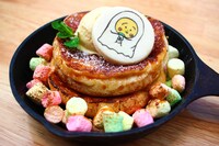 「今お茶飲んでいるからあとにして。コジコジ寝起きの朝ごはん」