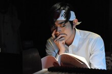 菅田将暉演じる赤場帝一。