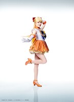 樋口日奈扮するセーラーヴィーナス。