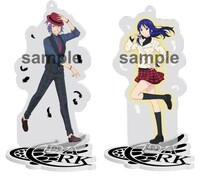 オリジナルグッズのアクリルスタンド（全5種）。