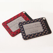 甲州印伝×機動戦士ガンダムのパスケース。