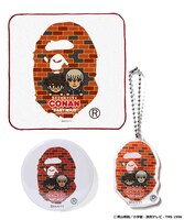 「名探偵コナン ゼロの執行人」とA BATHING APEのコラボによるグッズセットの1種。