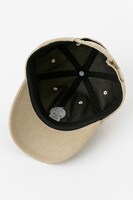 安室透モデルのキャップ。