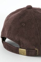 江戸川コナンモデルのキャップ。