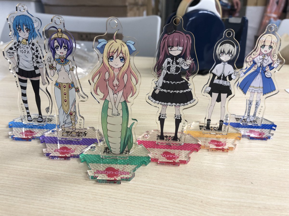 会場で販売されるアクリルキーホルダー。
