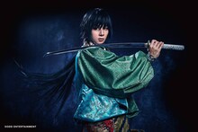 上仁樹が扮する源義経。