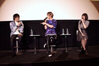 左から筒井光役の上西哲平、伊東悠人役の蒼井翔太、綾戸純恵役の上田麗奈。