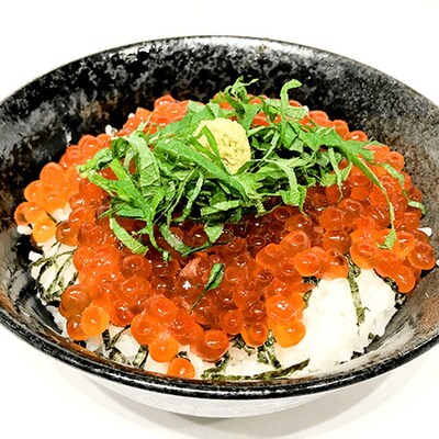 「ヒナの好物イクラ丼」